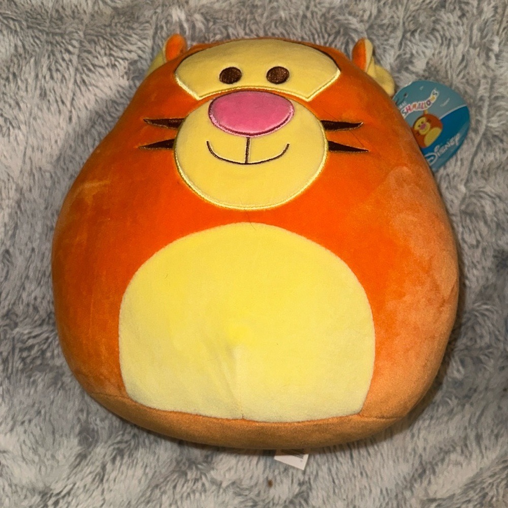 Disney Squishmallows Tigger Winnie the Pooh Plush Kellytoy Orange Tiger 8 inch